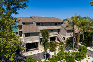 8226 GULF BOULEVARD, TREASURE ISLAND, FL 33706 Sold 07/23/25