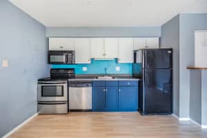 8220 12TH WAY, ST PETERSBURG, FL 33702 - MLS#MFRTB8392131
