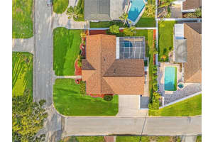 2006 TANGLEWOOD DRIVE, ST PETERSBURG, FL 33702 - MLS#MFRTB8392161