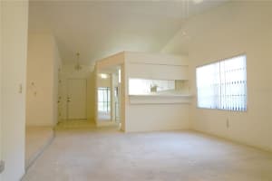 MLS# MFRTB8392172, Riverview, Florida 33578