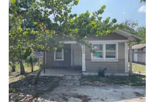 7806 ORLEANS AVENUE, TAMPA, FL 33604 - MLS#MFRTB8392257