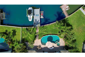 511 ISLAND WAY, CLEARWATER BEACH, FL 33767 - MLS#MFRTB8392271