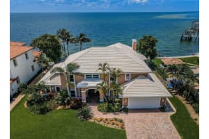 1988 CAROLINA CIRCLE, ST PETERSBURG, FL 33703 Sold 07/31/25