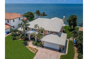 1988 CAROLINA CIRCLE, ST PETERSBURG, FL 33703 Sold 07/31/25