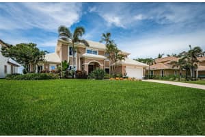 1988 CAROLINA CIRCLE, ST PETERSBURG, FL 33703 Sold 07/31/25
