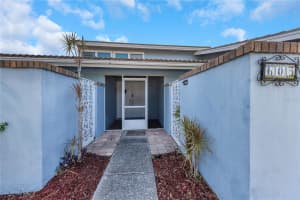605 CITRUS COURT, LARGO, FL 33770 Sold 07/24/25