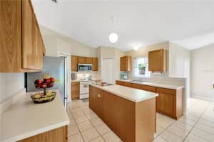 3826 SLEEPY HILL OAKS LOOP, LAKELAND, FL 33810 Sold 08/14/25
