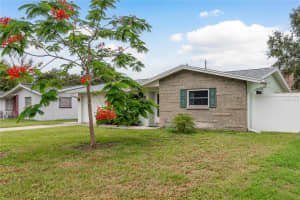 2020 DOUGLAS AVENUE, DUNEDIN, FL 34698 Sold 09/02/25