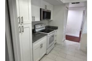13612 VILLAGE DRIVE, TAMPA, FL 33618 - MLS#MFRTB8392363