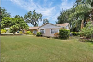 321 BELLE VIEW AVENUE, TEMPLE TERRACE, FL 33617 - MLS#MFRTB8392465