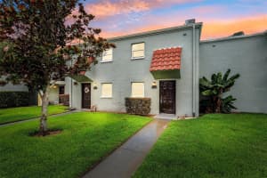 2834 SOMERSET PARK DRIVE, TAMPA, FL 33613 - MLS#MFRTB8392511