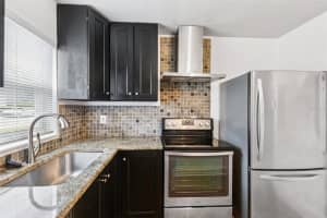 2834 SOMERSET PARK DRIVE, TAMPA, FL 33613 - MLS#MFRTB8392511