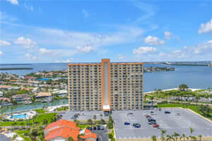 4900 Brittany Dr S #611, ST PETERSBURG