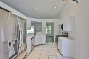 10414 HALLMARK BOULEVARD, RIVERVIEW, FL 33578 - MLS#MFRTB8392623