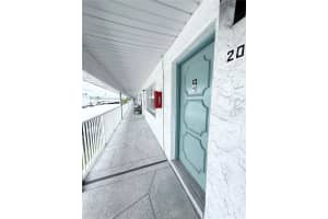 5297 81ST LANE, ST PETERSBURG, FL 33709 - MLS#MFRTB8392743