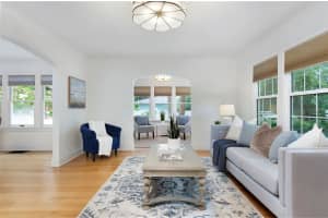 1915 10TH STREET, ST PETERSBURG, FL 33704 Sold 08/04/25