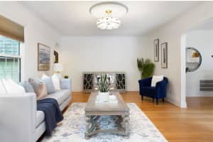 1915 10TH STREET, ST PETERSBURG, FL 33704 Sold 08/04/25