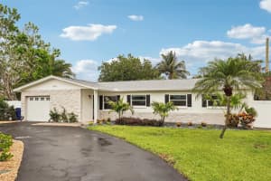 6913 GRANDE VISTA WAY, ST PETERSBURG, FL 33707 Sold 07/17/25