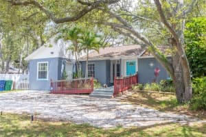 715 W 109th Ave, TAMPA