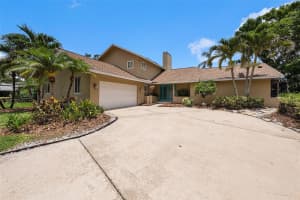 115 LAKE SHORE DRIVE, PALM HARBOR, FL 34684 - MLS#MFRTB8392942