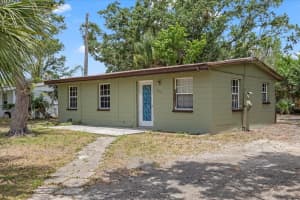 9213 ROBSON STREET, TAMPA, FL 33615 - MLS#MFRTB8392951