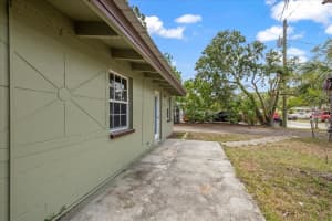 9213 ROBSON STREET, TAMPA, FL 33615 - MLS#MFRTB8392951