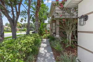 433 WOODCREST STREET, WINTER SPRINGS, FL 32708 Sold 08/29/25