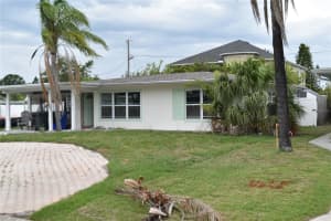2470 DEL RIO WAY, DUNEDIN, FL 34698 Sold 07/23/25