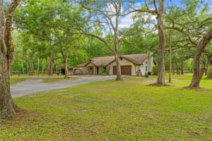 19555 Phillips Rd, BROOKSVILLE