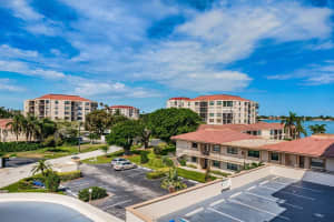 6145 Sun Blvd #404, ST PETERSBURG