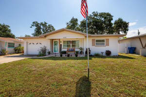 2135 Pocahontas Dr, LARGO