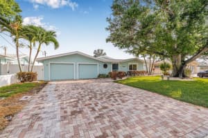 352 LA HACIENDA DRIVE, INDIAN ROCKS BEACH, FL 33785 Sold 08/04/25