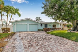 352 LA HACIENDA DRIVE, INDIAN ROCKS BEACH, FL 33785 Sold 08/04/25