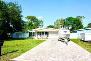 135 EMERALD LANE, LARGO, FL 33771 - MLS#MFRTB8393287