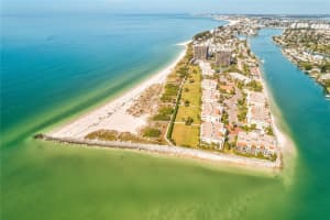 7564 Bayshore Dr #202, TREASURE ISLAND