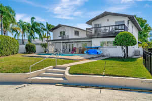 234 PALM ISLAND, CLEARWATER BEACH, FL 33767 - MLS#MFRTB8393324