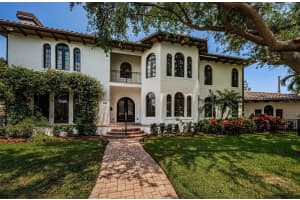 147 Bay Point Dr Ne, ST PETERSBURG