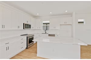 8323 58 LOOP, OCALA, FL 34481 - MLS#MFRTB8393414