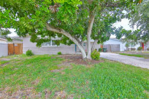 12372 113TH ST, LARGO, FL 33778 - MLS#MFRTB8393437