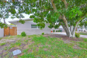 12372 113TH ST, LARGO, FL 33778 - MLS#MFRTB8393437