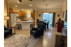 310 KNOLL PLACE, THE VILLAGES, FL 32162 Sold 09/26/25