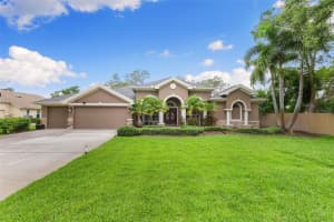 512 Creekside Ct, SAFETY HARBOR