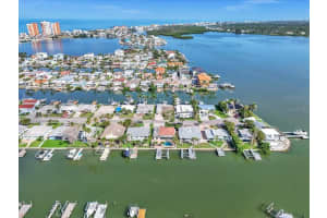 241 176TH TERRACE DRIVE, REDINGTON SHORES, FL 33708 - MLS#MFRTB8393708