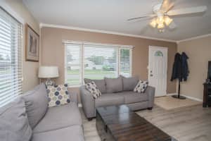 1001 57TH AVENUE, ST PETERSBURG, FL 33703 - MLS#MFRTB8393787