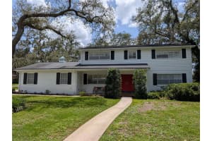 210 KINGSWAY DRIVE, TEMPLE TERRACE, FL 33617 Sold 08/28/25