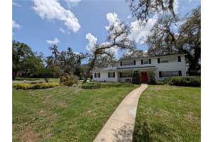 210 KINGSWAY DRIVE, TEMPLE TERRACE, FL 33617 Sold 08/28/25