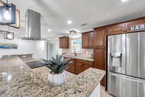 11245 BELLA LOMA DRIVE, LARGO, FL 33774 Sold 08/25/25