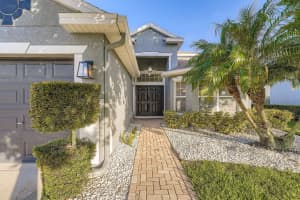 4749 POINTE O WOODS DRIVE, WESLEY CHAPEL, FL 33543 - MLS#MFRTB8393942