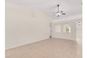 1253 25TH TERRACE, VERO BEACH, FL 32968 - MLS#MFRTB8393984