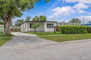 2465 16TH AVENUE, ST PETERSBURG, FL 33712 - MLS#MFRTB8394052